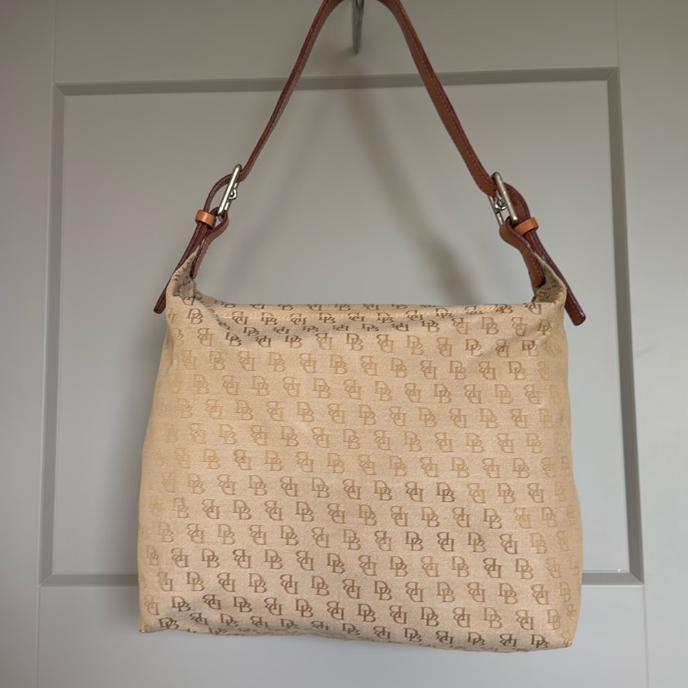 Dooney and Bourke signature canvas satchel - Picture 4 of 5